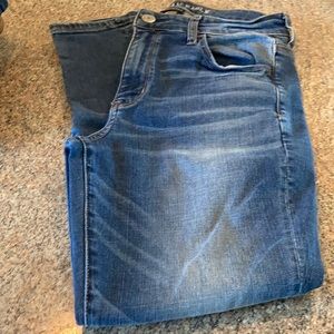American Eagle Denim-X Skinny Jeans Size 10 Short